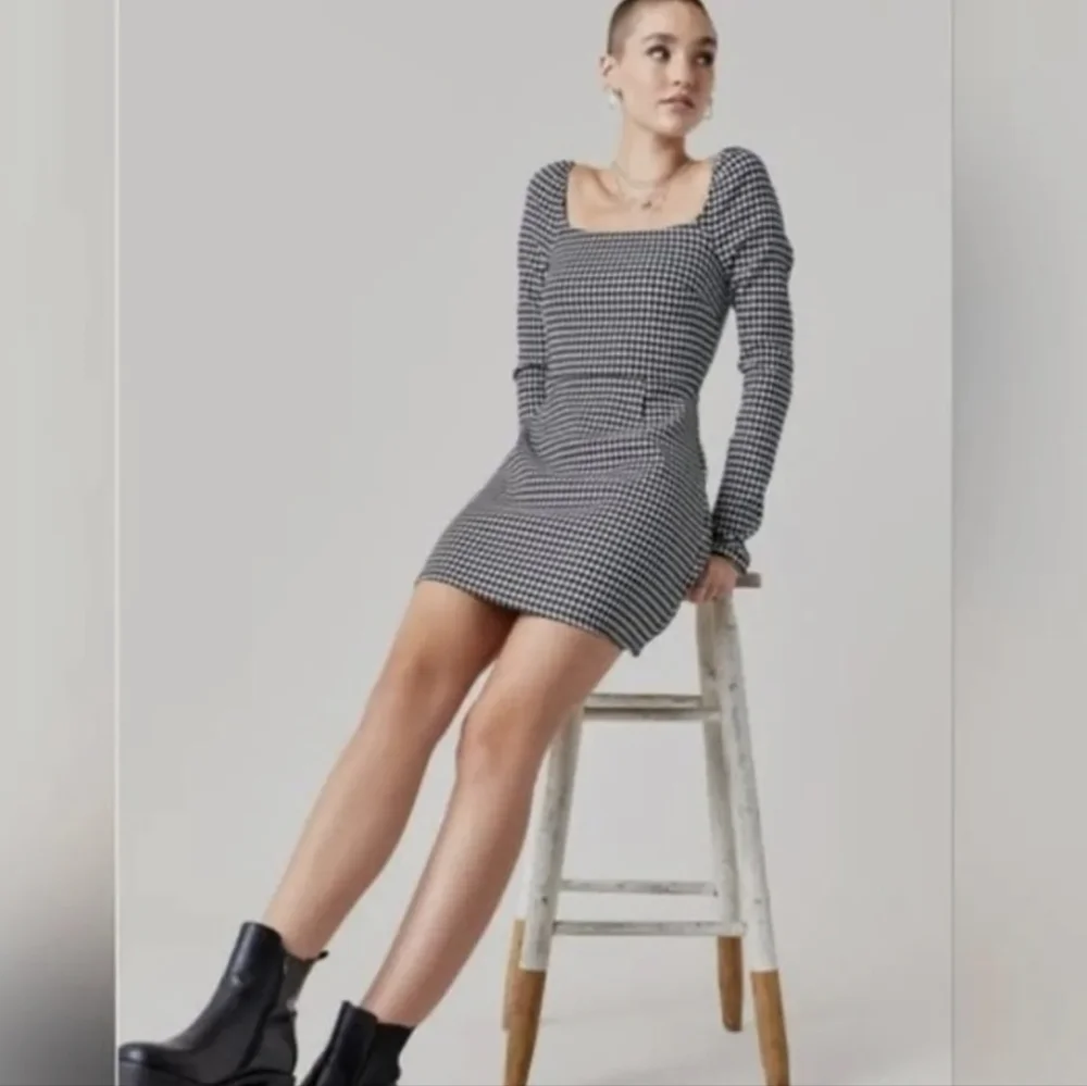 NWT Francesca Houndstooth Dress Size Large - Picture 2 of 7